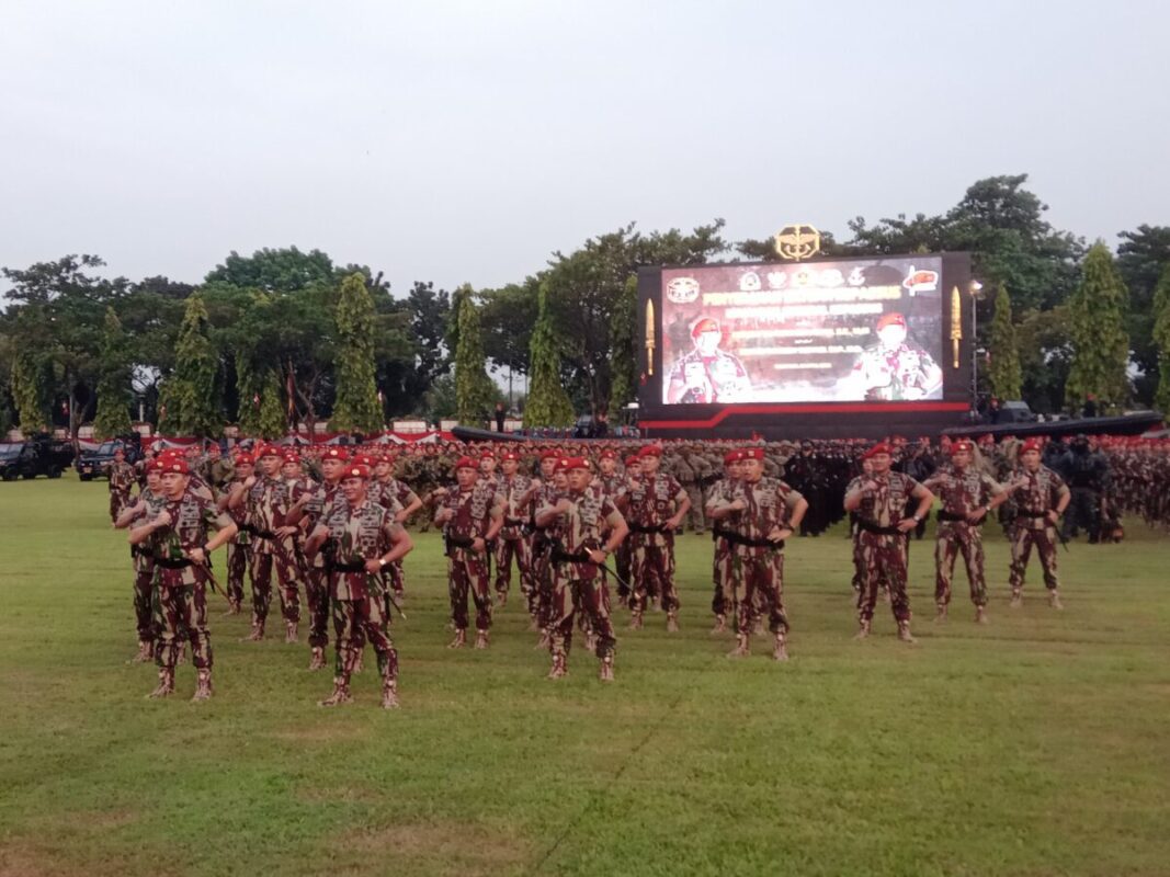 Kopassus Gelar Sertijab, Mayjen TNI Deddy Suryadi Menjabat Sebagai ...